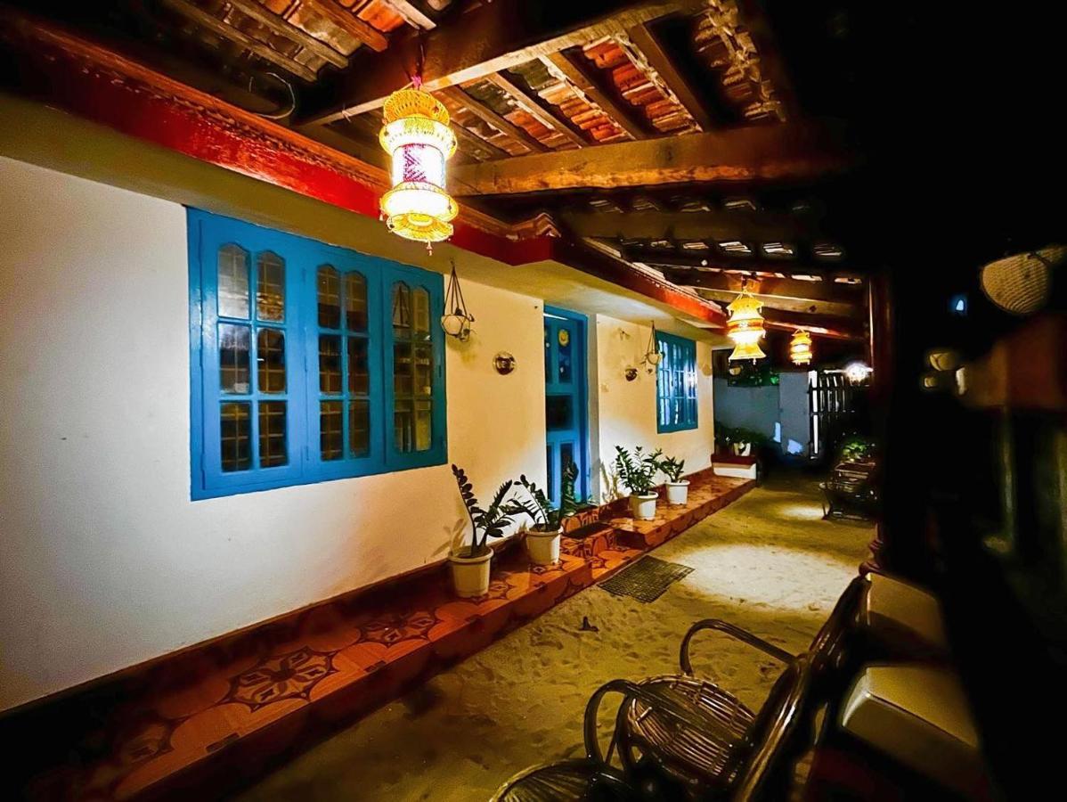 House In The Beach Alappuzha Экстерьер фото