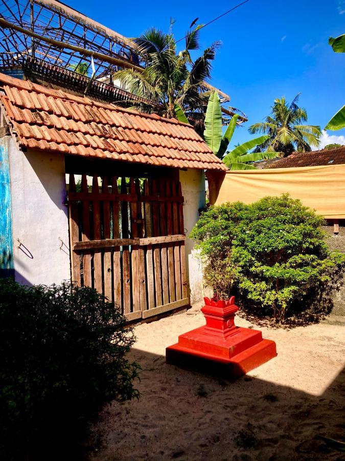 House In The Beach Alappuzha Экстерьер фото