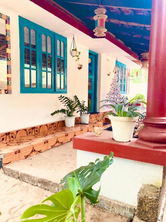 House In The Beach Alappuzha Экстерьер фото