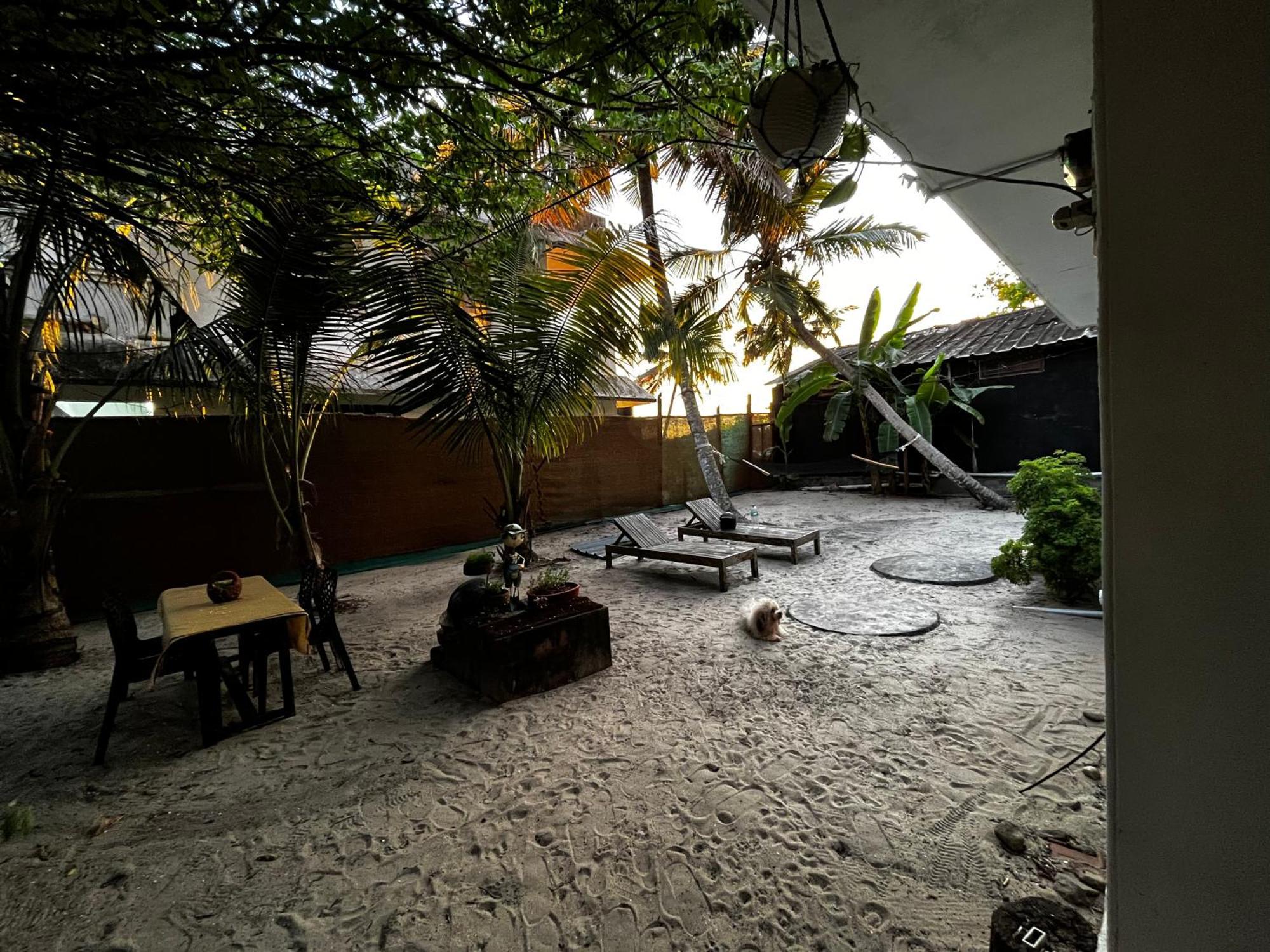 House In The Beach Alappuzha Экстерьер фото